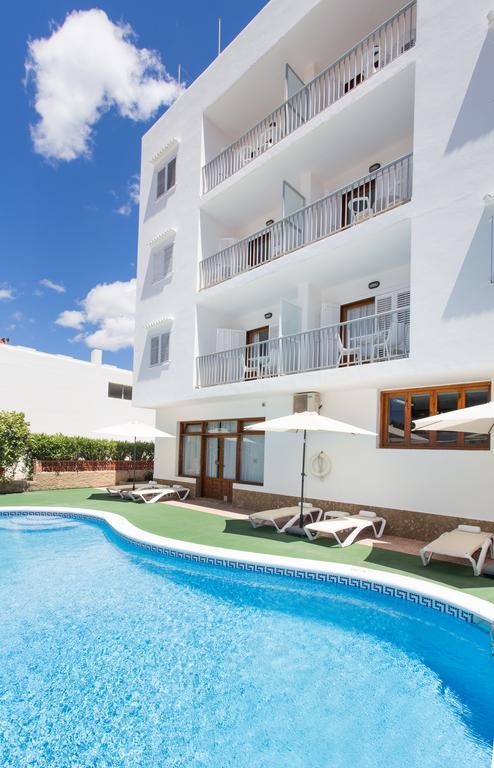 Apartamentos Sofia Es Cana Kültér fotó